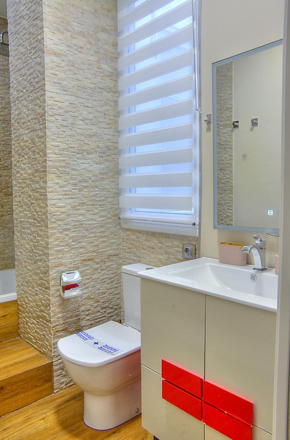 Family Luxury Argote Apartment Seville Ngoại thất bức ảnh
